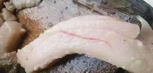 举例说明:朋友圈传谣最高判7年该如何理解?