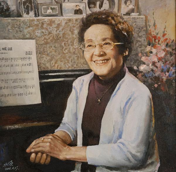 上海千人手持红玫瑰 送别周小燕先生