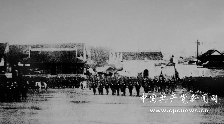 1911年10月10日，辛亥革命的爆发给20世纪的中国带来第一次历史性巨变。图为湖南起义军出发援助武昌。图片来源：国家博物馆《复兴之路》展览