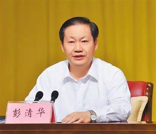 高官们的学霸往事:王毅高考语文成绩全班第一