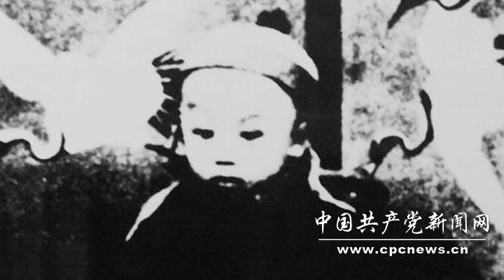 1911年10月10日，辛亥革命的爆发给20世纪的中国带来第一次历史性巨变。1912年2月12日，清帝溥仪退位，标志着清王朝的统治和在中国延续了两千多年的封建君主专制制度结束。图为年幼时的溥仪。图片来源：国家博物馆《复兴之路》展览