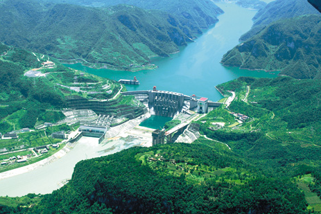 到湖北 清江梯级水库错峰泄洪_长江云 - 湖北网络广播电视台官方网站