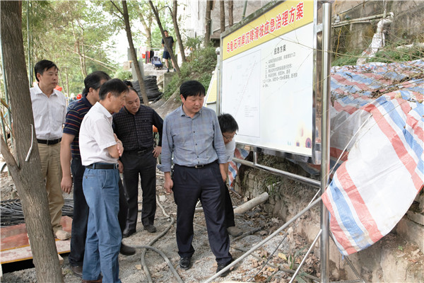 王万林赴恩施调研水利改革工作并看望厅驻利川工作组