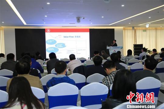 2016创客智能硬件互动体验活动在成都菁蓉镇举行