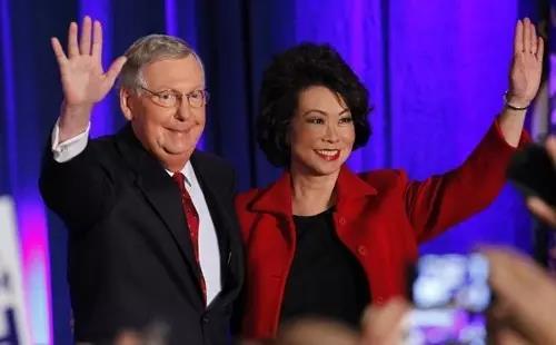 △资料图:赵小兰和丈夫麦康奈尔