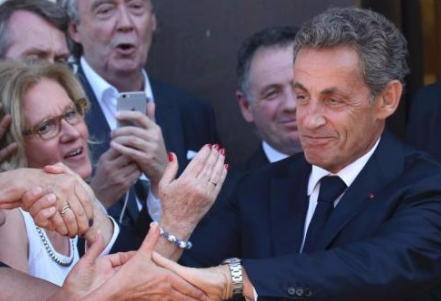 萨科齐 点击进入下一页