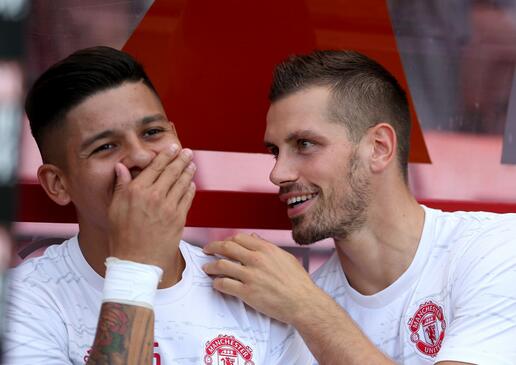 施奈德林(右)要走了