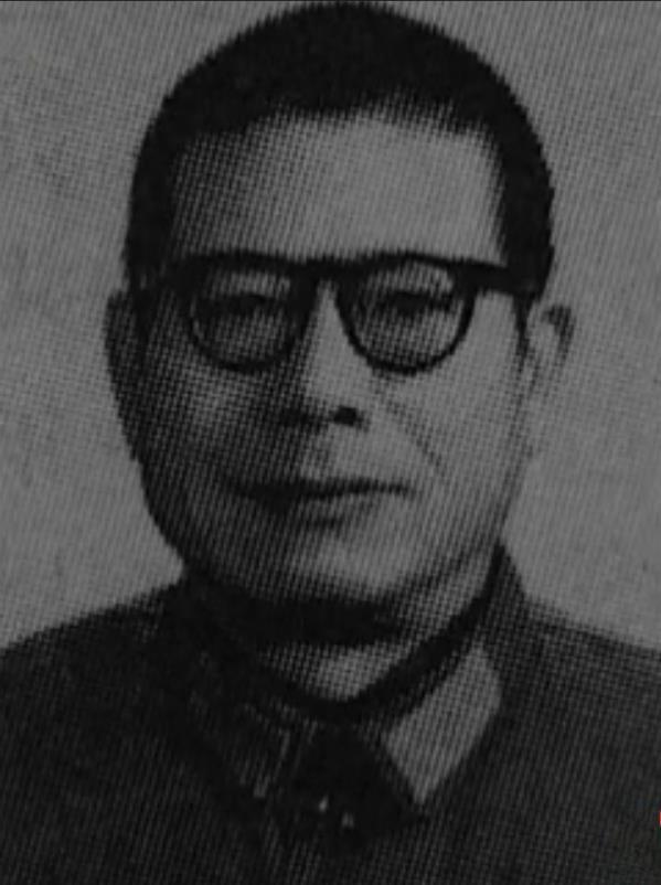 吴成方接到指示后,立刻安排当时中央文库的保管人陈来生把两箱文件送