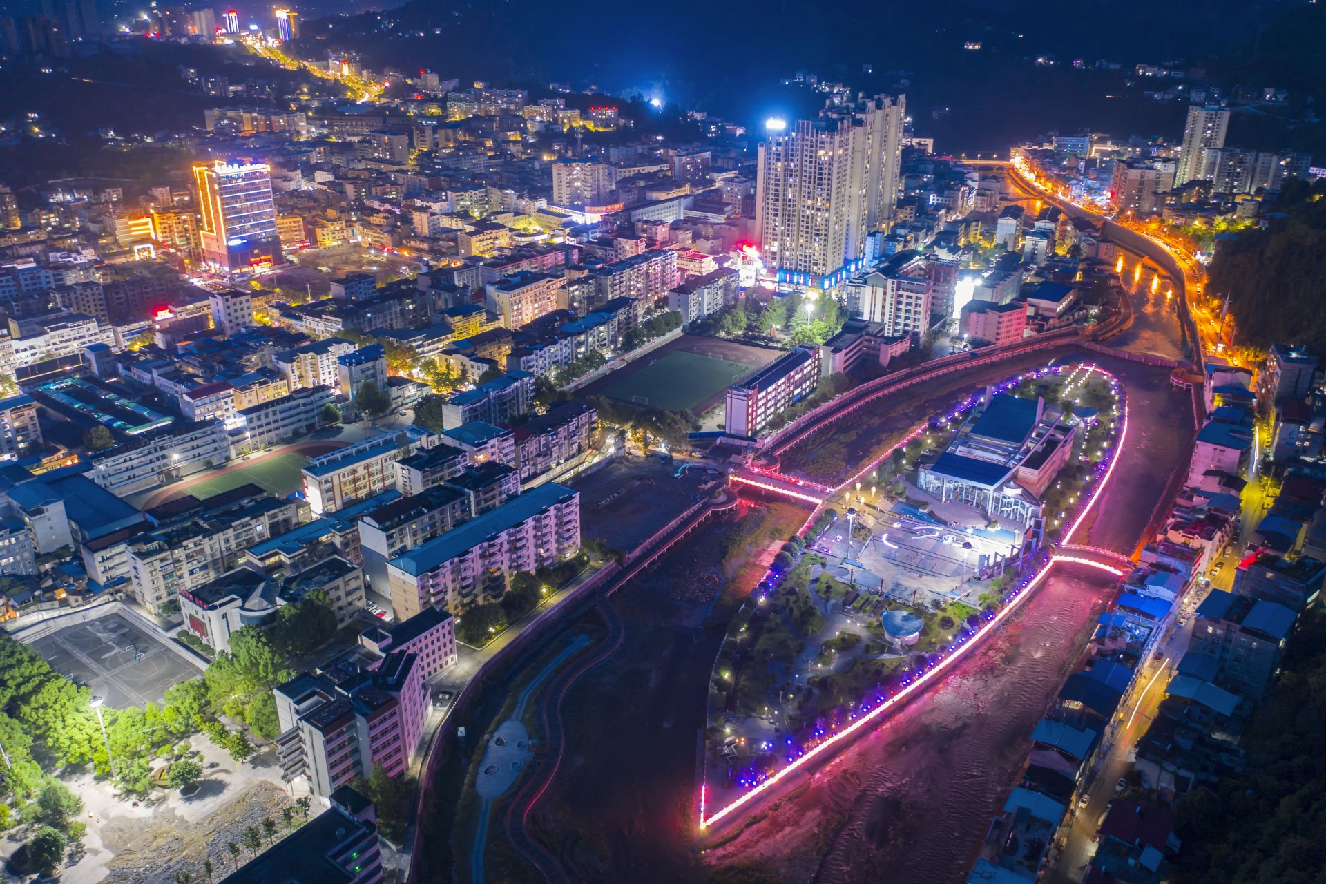 一组老照片带你见证建始70年沧桑巨变