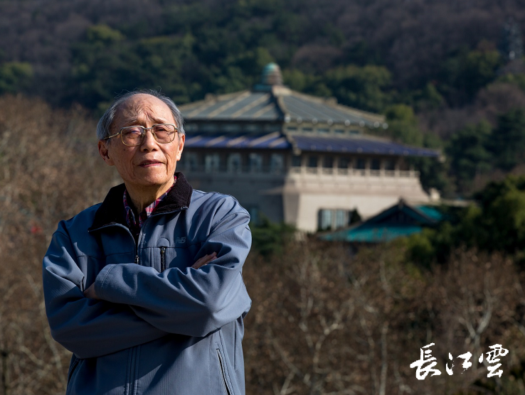 著名教育家,武汉大学原校长刘道玉新书《论爱的教育》在汉发布