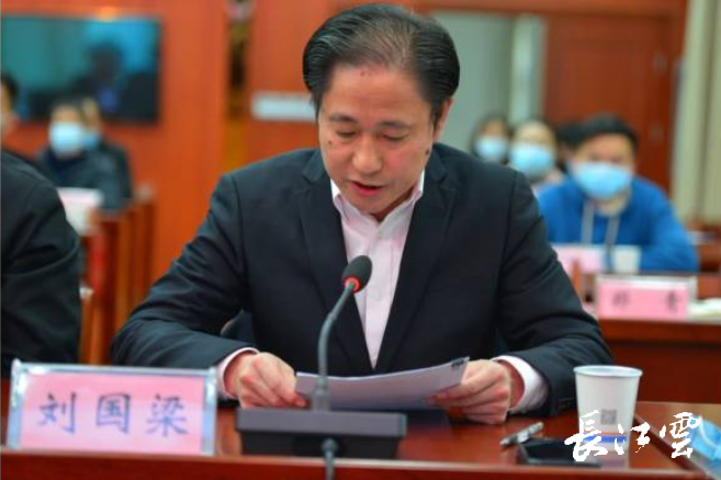 湖北省楚商联合会副会长,小蓝鲸餐饮集团董事长刘国梁代表楚商联合会