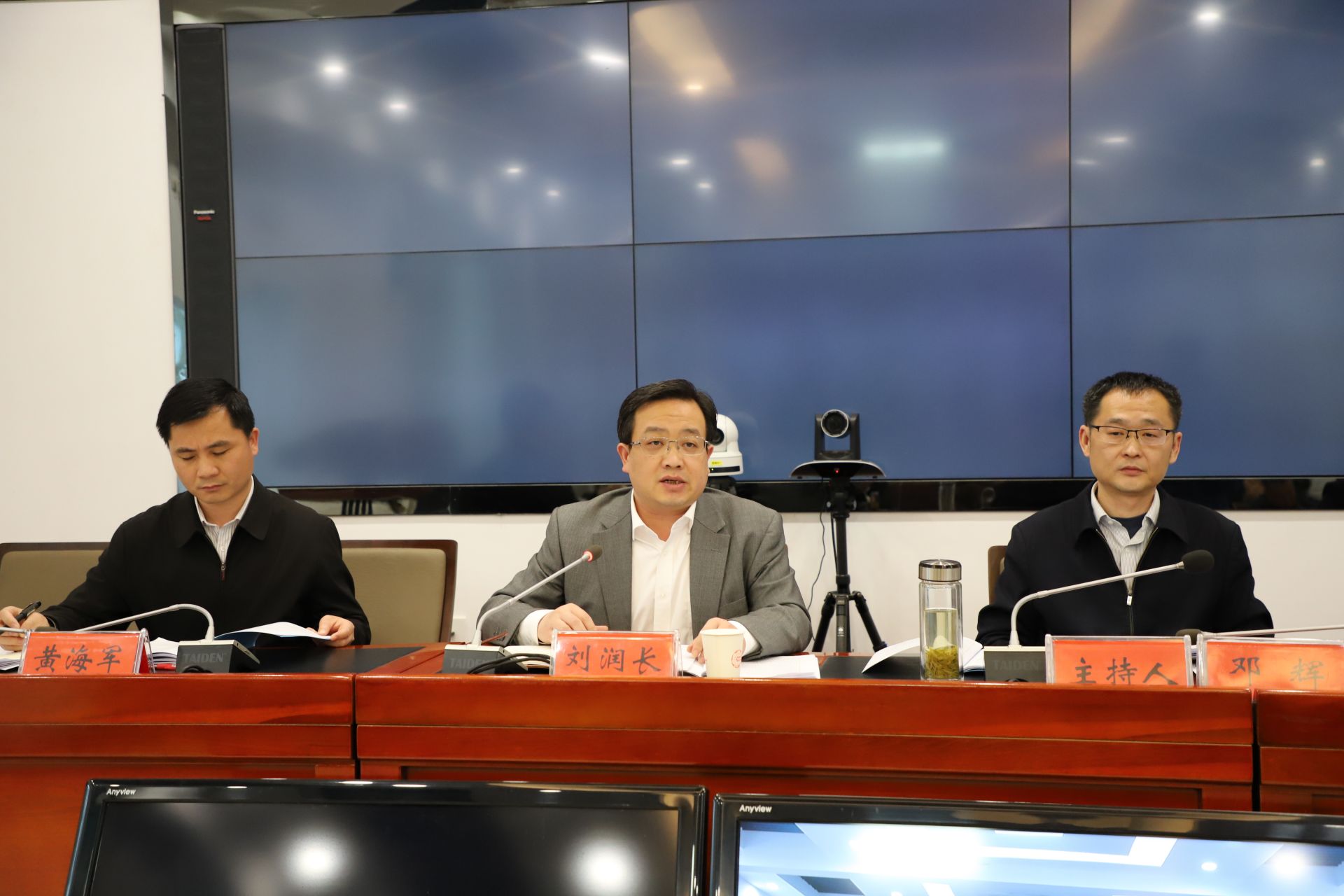 找问题,补短板 新洲区召开一季度城市综合管理工作调度会