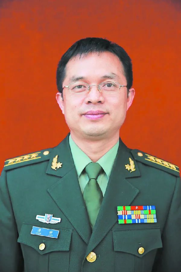 战略支援部队副政委杨图片
