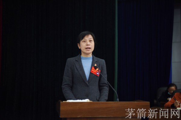 区委书记张捍声对新当选的各位同志表示祝贺,并希望他们尽心尽力履行