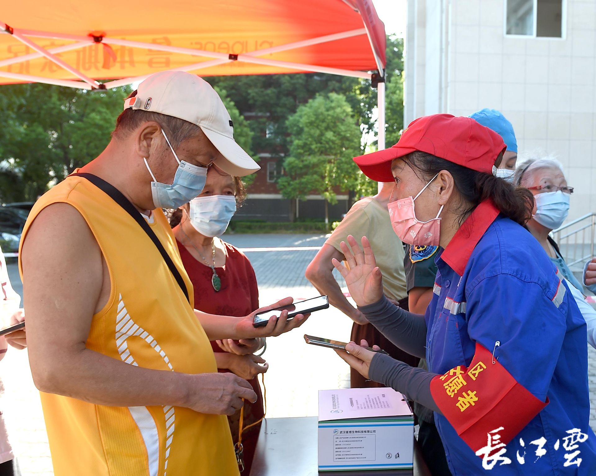 江汉油田筑牢疫情防控"硬核防线"_长江云 - 湖北网络广播电视台官方