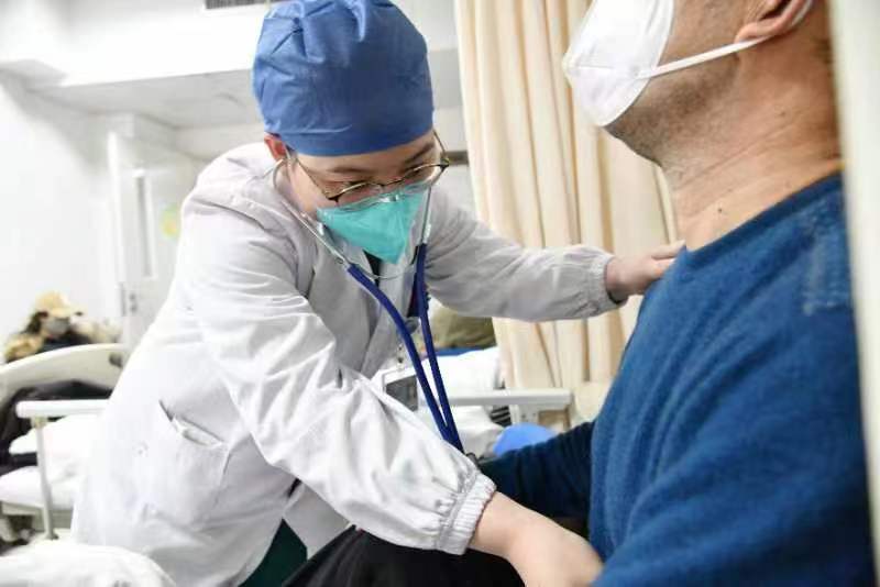 呼吸机什么时候使用武汉协和：湖北救治危重症合并新冠患者最多的医疗机构 一场和时间较量的生死竞速_https://www.jmylbn.com_新闻资讯_第5张