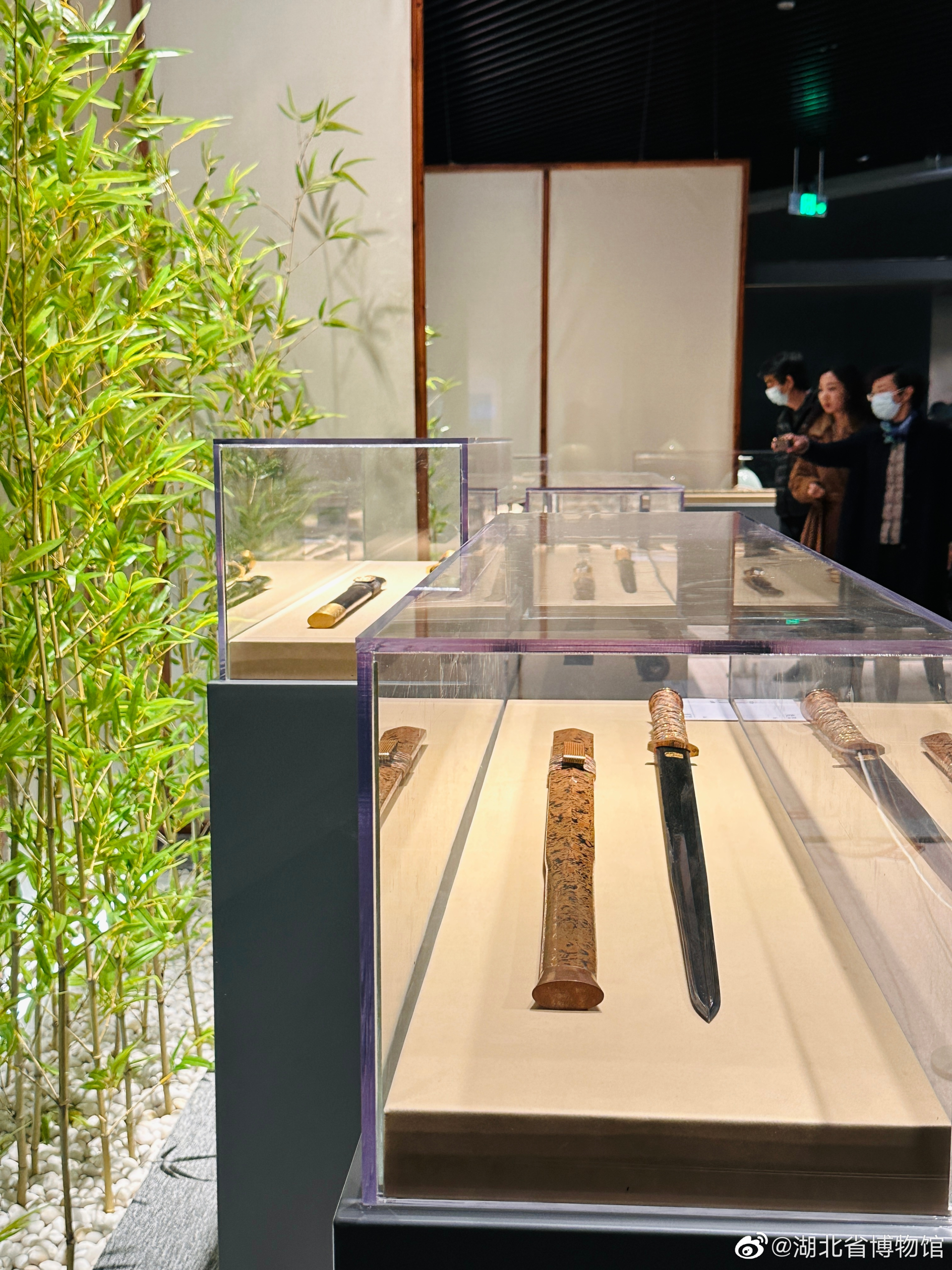 龙泉宝剑亮相湖北省博物馆