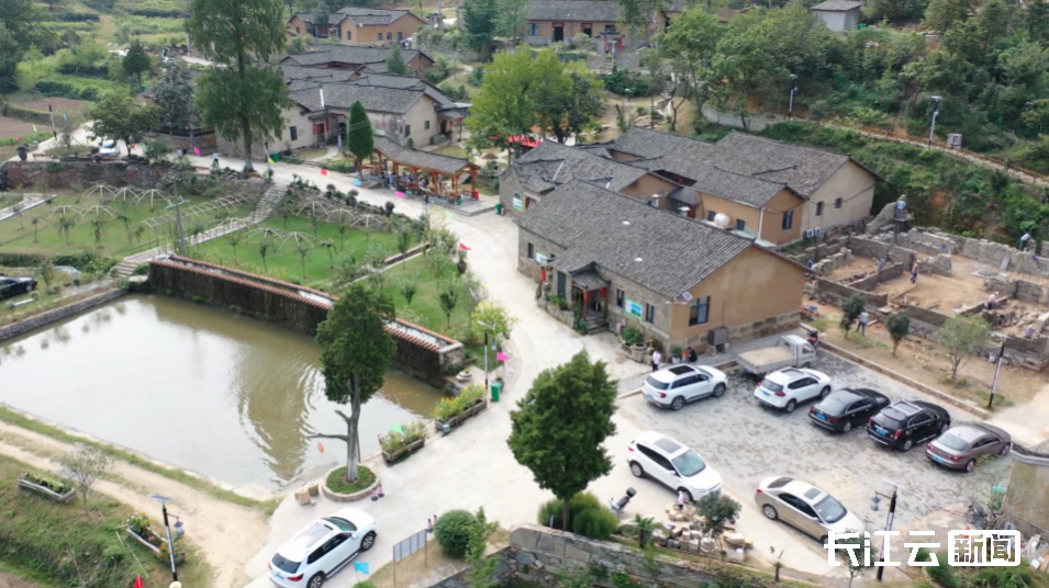 黄冈麻城多彩旅游路建设火热推进激活乡村振兴新动能