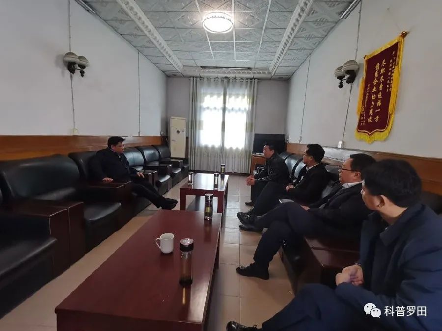 黄冈市科协党组书记、主席骆明正到罗田县调研指导工作