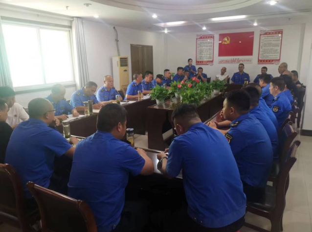 罗田环卫 ： “八一”建军节 情暖退役军人