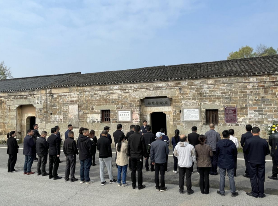 图说红安县高桥镇开展缅怀革命先烈赓续红色基因主题党日活动