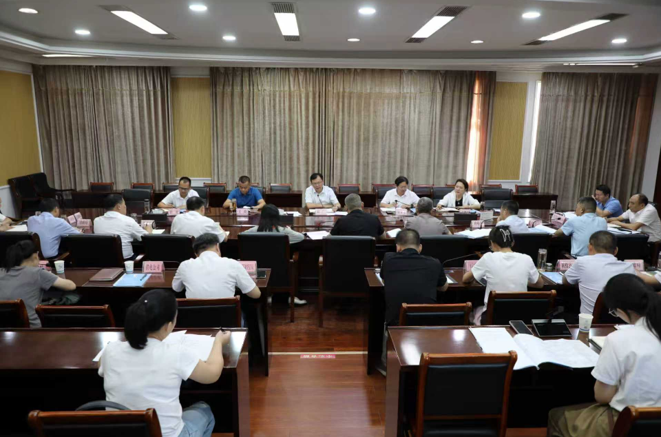 胡广到高新区科技教育产业园指挥部调研