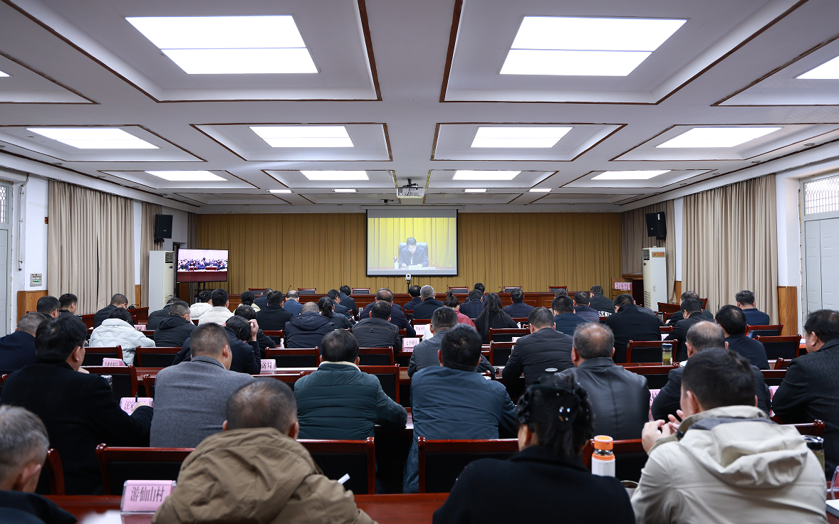 快讯：红安县收听收看黄冈市对全市部分重点村开展巡察动...