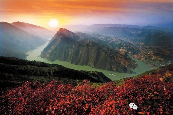 于德海 恩施州人大原副主任 三峡红叶