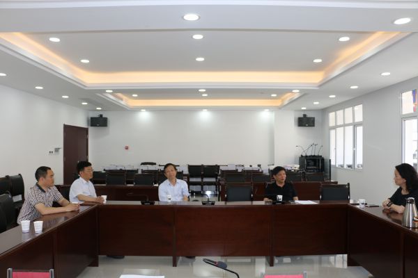 省民宗委巡视员蔡德坤与州民宗委部分领导座谈