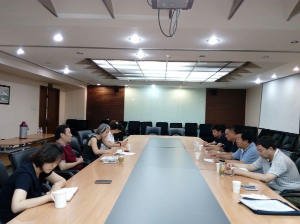 周昌发一行与中国食品土畜进出口商会副会长于露等领导开展会谈1