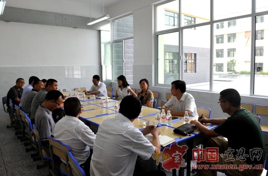 倒排工期 狠抓落实 确保县教育中心高中部如期开学