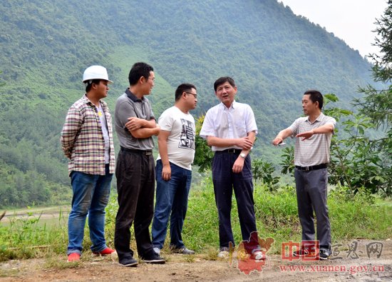 【工作组在一线】省住建厅工作组来宣恩指导灾后重建工作