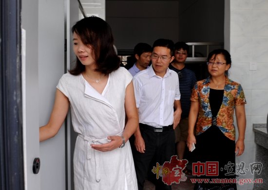 倒排工期 狠抓落实 确保县教育中心高中部如期开学