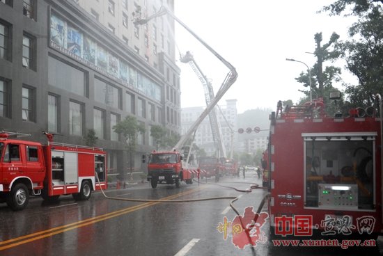 宣恩举办城市综合体跨区域应急救援演练