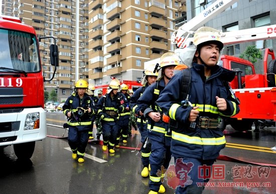 宣恩举办城市综合体跨区域应急救援演练