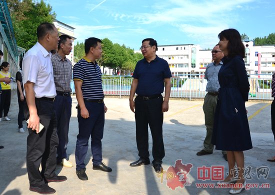 省检查组来我州检查义务教育均衡发展工作开展情况