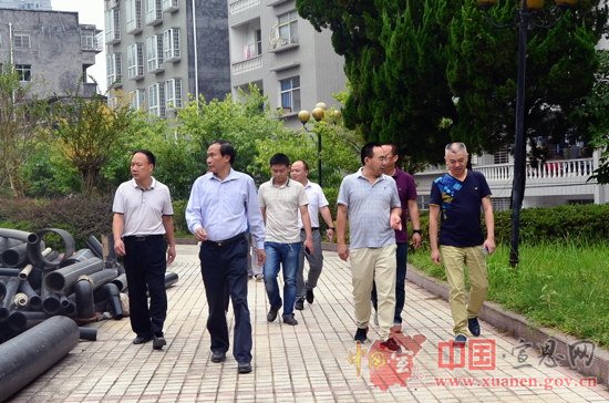 州考核组来宣恩考核2015年度最严格水资源管理制度落实情况