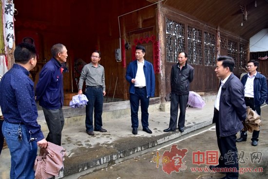 刘智勇调研高罗少数民族特色村寨保护与发展