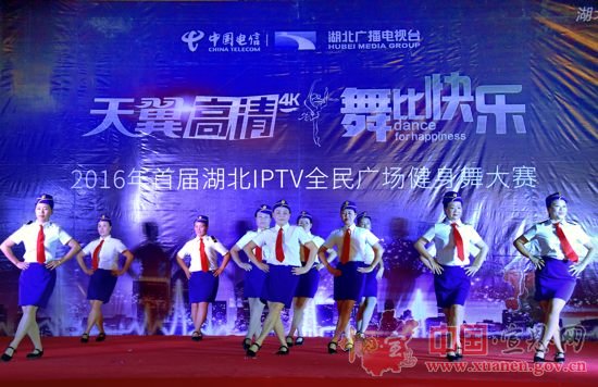 广场舞点燃全民健身热情