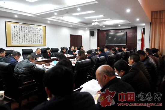 【两会进行时】发挥优势 突出重点 不断开创经济社会发展新局面