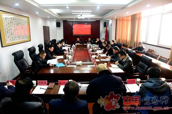 州考核组来宣恩检查考核食品药品安全工作