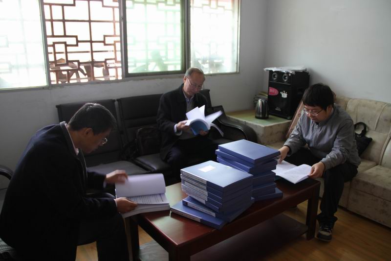 省州调研组到我县调研精准扶贫工作