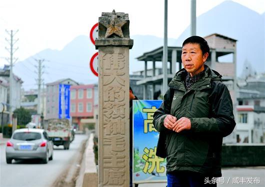 图文：点亮大山的黑夜