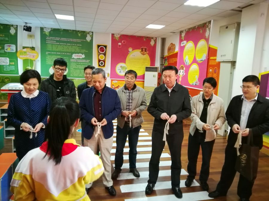在杭州市采荷二小现场体验