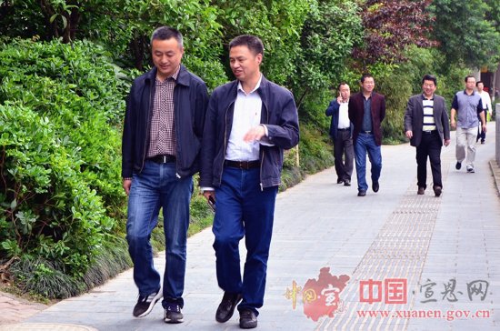省住建厅调研组来宣恩调研县城规划建设情况