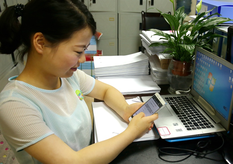 【两学一做在行动】“两学一做”“微考试”掀起新热潮