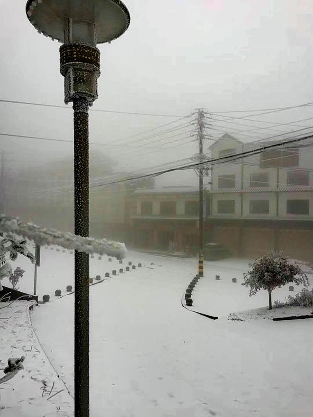 湖北恩施：新一轮冰雪新一轮景象