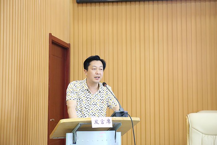 向阳同志分享家风建设故事