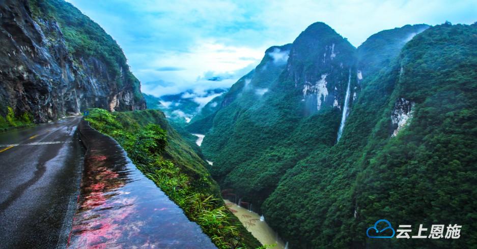 鹤峰雕岩图片