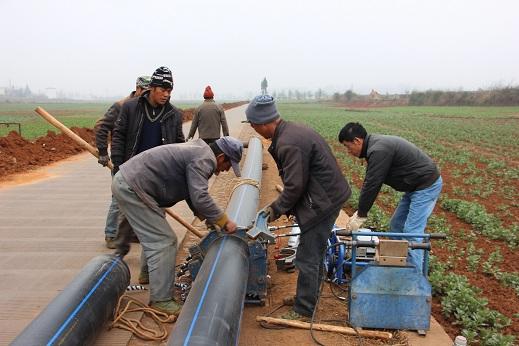 县水务局加速推进农村饮水安全建设